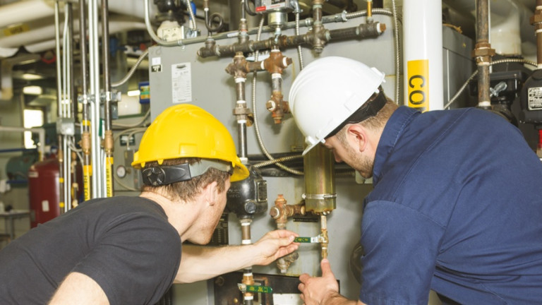 technicien_maint_equip_thermjpg