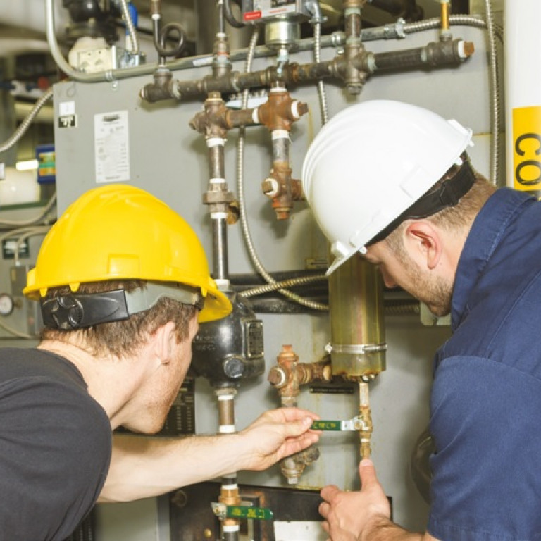 technicien_maint_equip_thermjpg